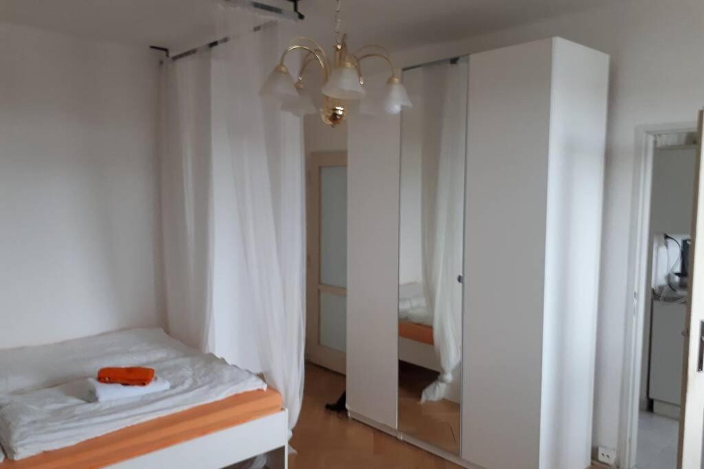 Room In Apartment Prague 3 Dış mekan fotoğraf